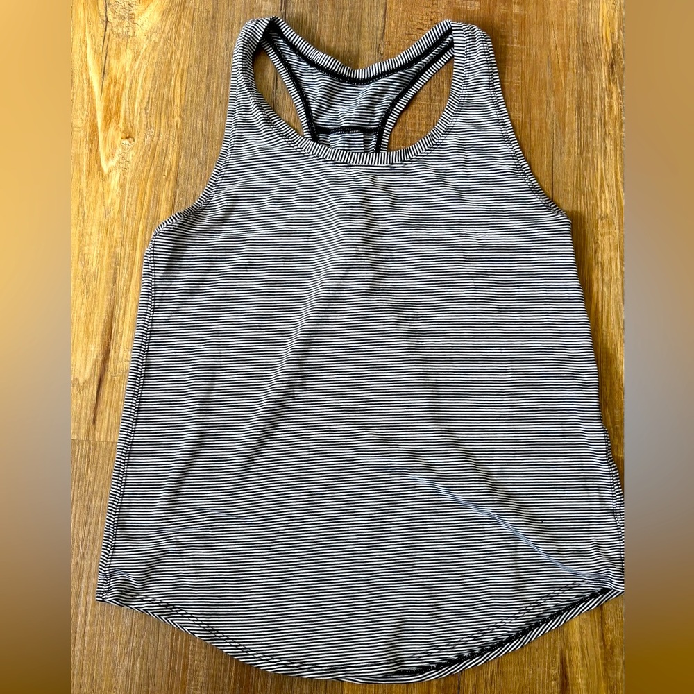 Lululemon Athletica Gray and Black Tank Top